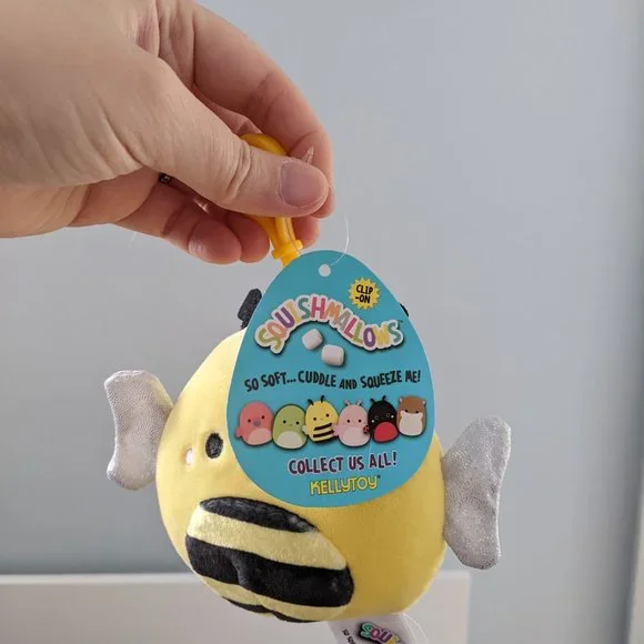 3.5" Squishmallow Sunny Bee Clip - Picture 5 of 5